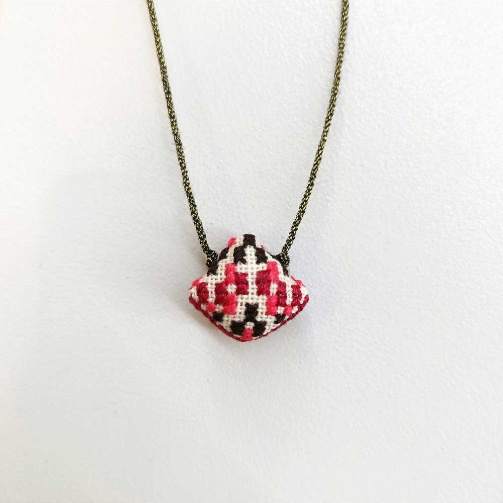 Κοντά Κολιέ Συλλογή Κορυφές